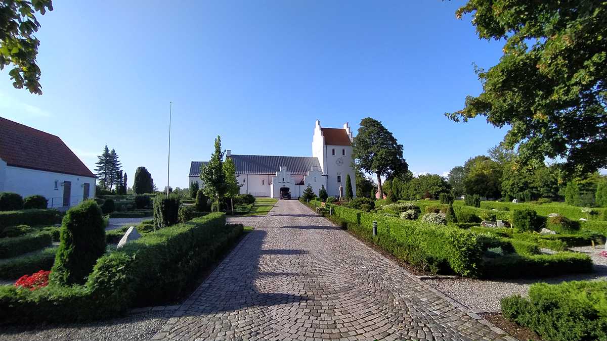 Entspanntes Dorf abseits der Städte in Dänemark