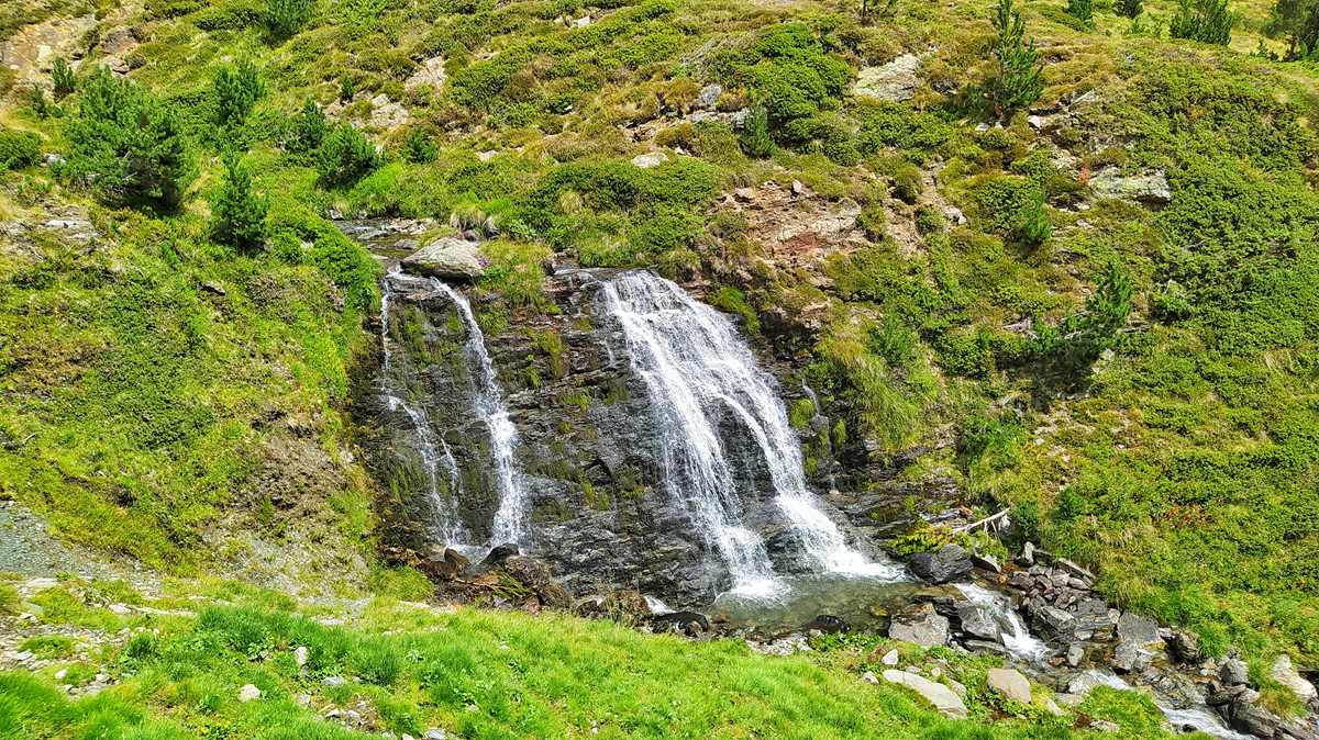 Der Vall Ransol Wasserfall in Andorra