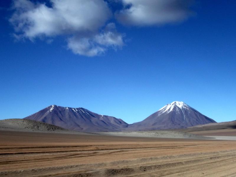 Atemberaubende Landschaft auf unserer Reise mit Thiago Tours durch die Salzwüste von Bolivien