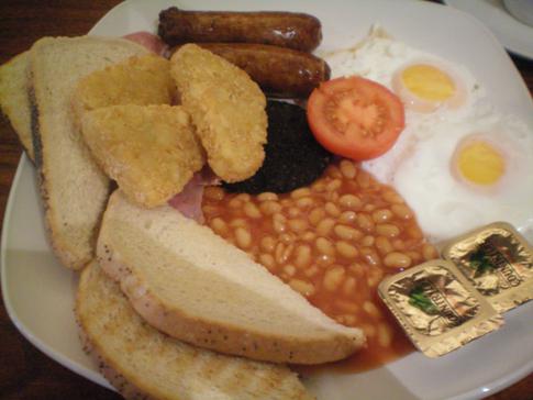 Ein großes englisches Frühstück bei Wetherspoon
