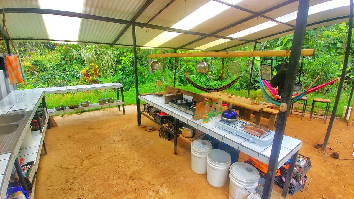 Eines der einzigartigsten Hostel in Costa Rica, das La Bolita Rainforest Hostel