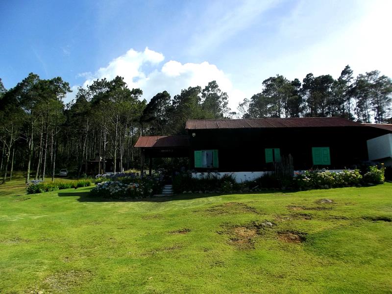 Die urig gemütlichen Bungalows der Villa Pajon im Parque Nacional Valle Nuevo