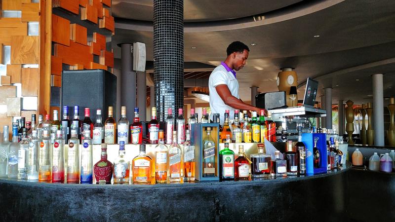 Der Lounge- und Bar-Bereich im Paradisus Punta Cana