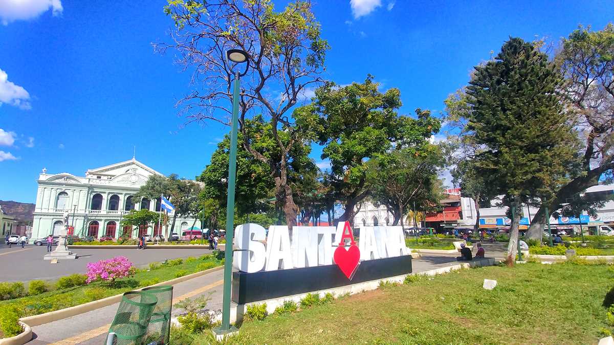 Santa Ana, die zweitgrößte Stadt in El Salvador