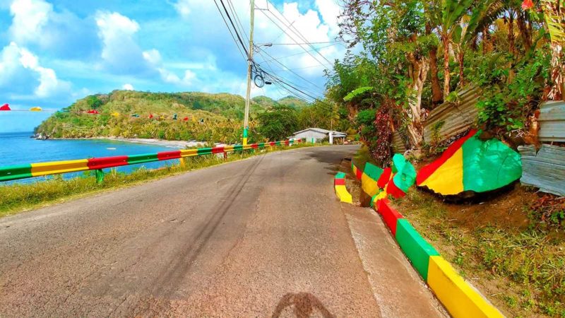 Die Nationalfarben von Grenada bestimmen das komplette Leben auf der Gewürzinsel