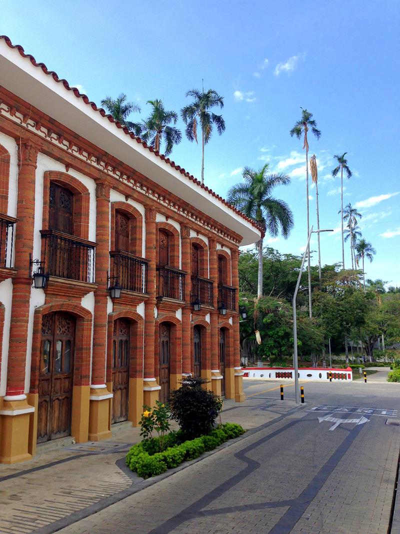 Die historische Altstadt von Buga, einer Kleinstadt im zentralen Kolumbien