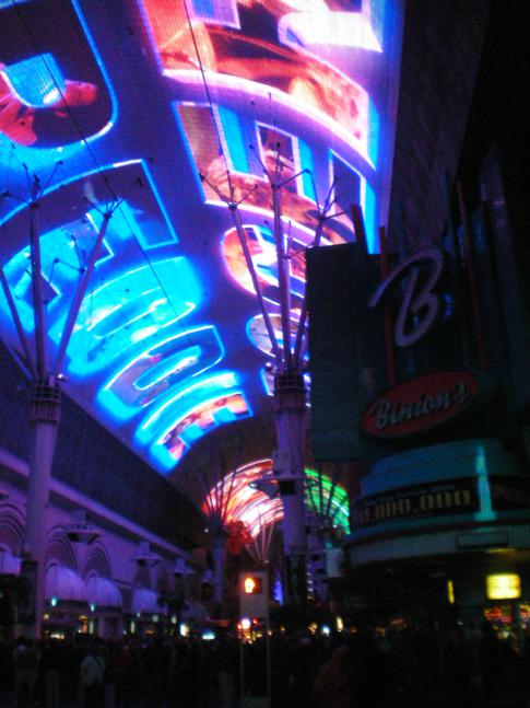 Beeindruckende Lichtershow - Fremont Street Experience in Las Vegas