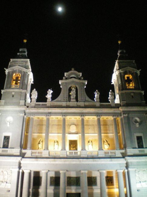 Almudena-Kathedrale in Madrid