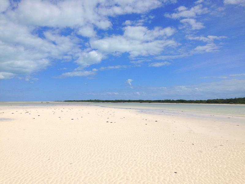 Die charakteristische und kilometerlange Sandbank vor der Isla Holbox