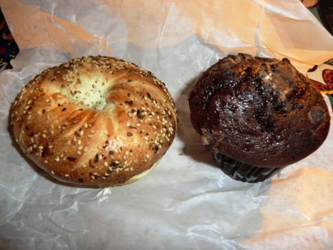 Mein klassisches New York-Frühstück: Muffin und Bagel