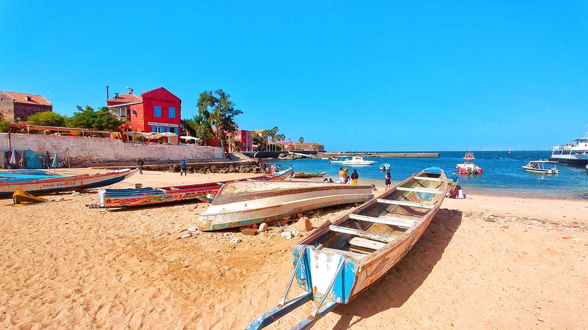 Die Sklaveninsel Ile de Goree vor den Toren von Dakar