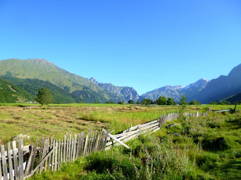 Beeindruckende Landschaft in der Svaneti-Region bei Mazeri