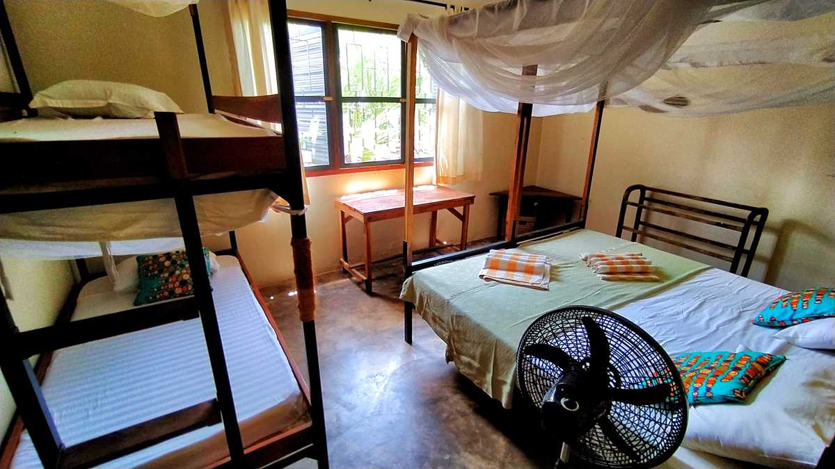 Die tolle Unterkunft in Kilwa Masoko, das Slow Leopard - eines der spannendsten Hostels in Tansania