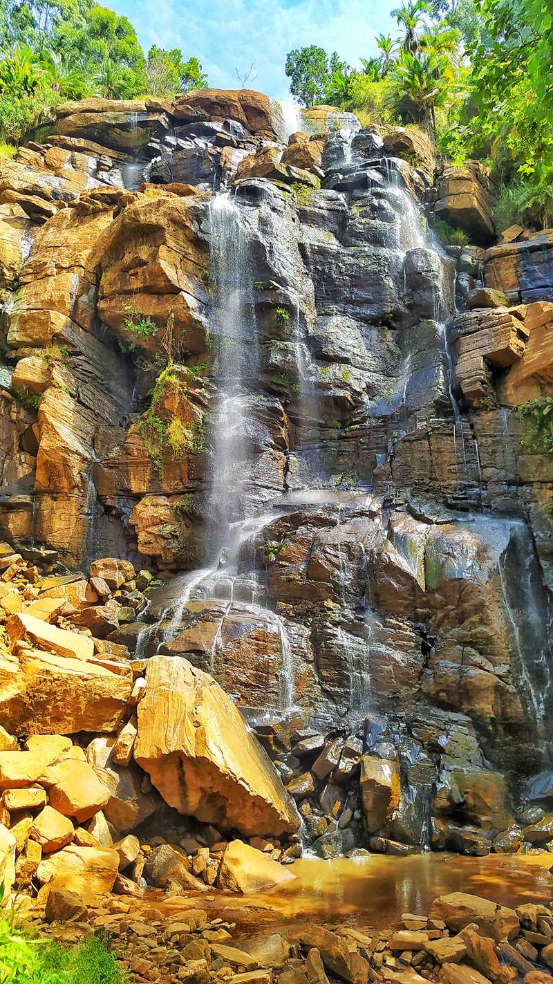 Der beeindruckende Kisaza Wasserfall in Lushoto