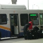Das Bus- und Metrosystem in Los Angeles funktioniert auch bis zum Flughafen