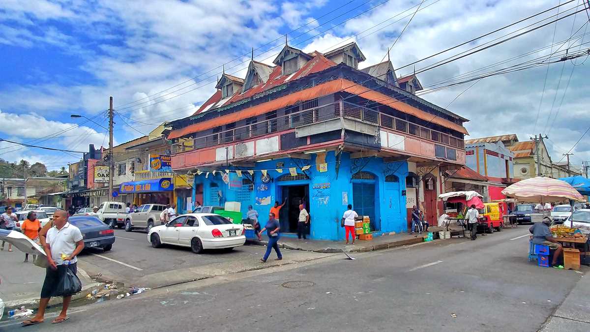 Blick auf das Leben in der Hauptstadt Port-of-Spain
