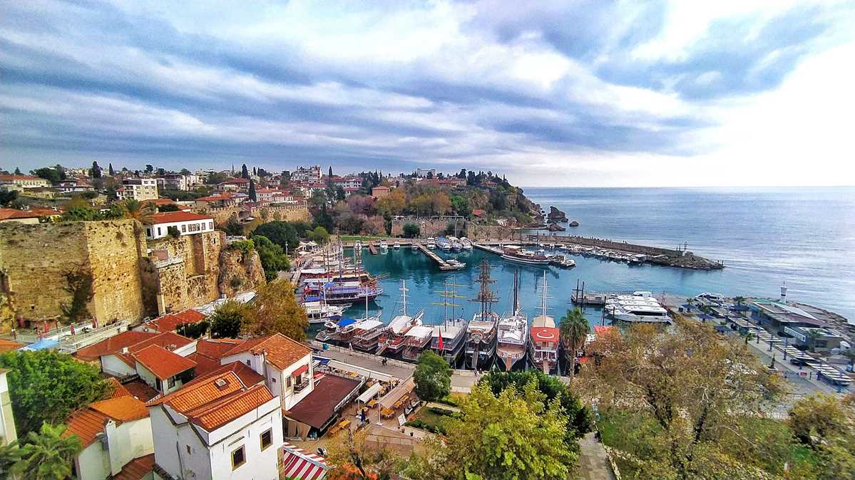 Ausblick auf die Altstadt von Antalya