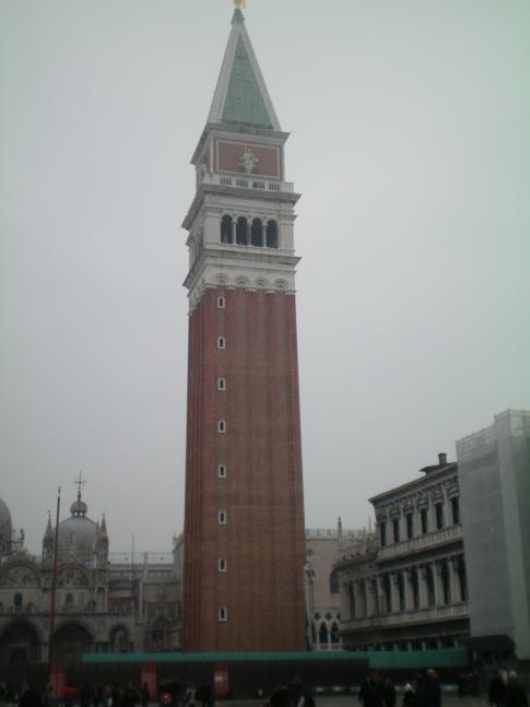 Der Markusturm, das Wahrzeichen von Venedig